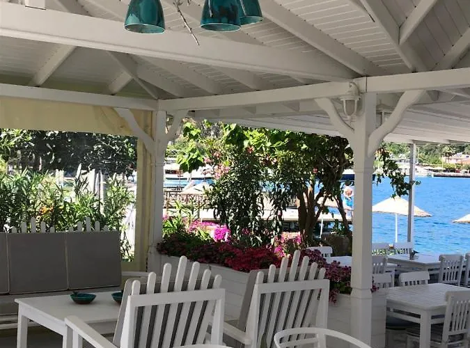 Beyaz Iskele & Restaurant Hotel 5*