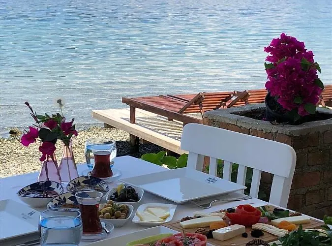 Hotel Beyaz Iskele & Restaurant 5*