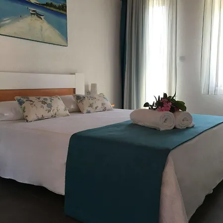 Beyaz Iskele & Restaurant Selimiye (Aegean)